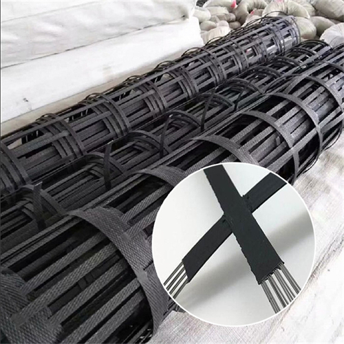 Steel-plastic composite geogrid