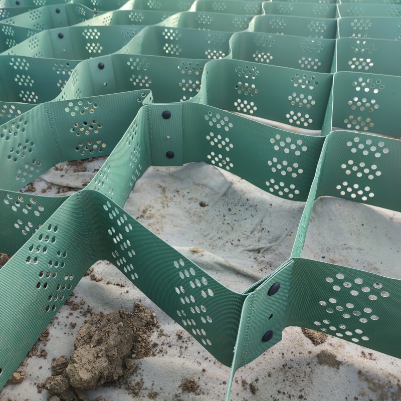 HDPE cellular confinement system