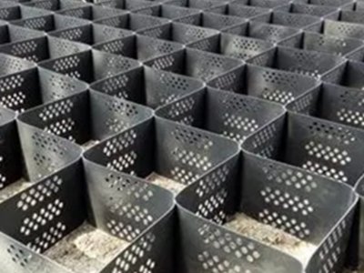 Honeycomb Geocell for Subgrade Reinforcement
