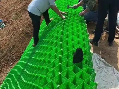 Honeycomb cellular geomat